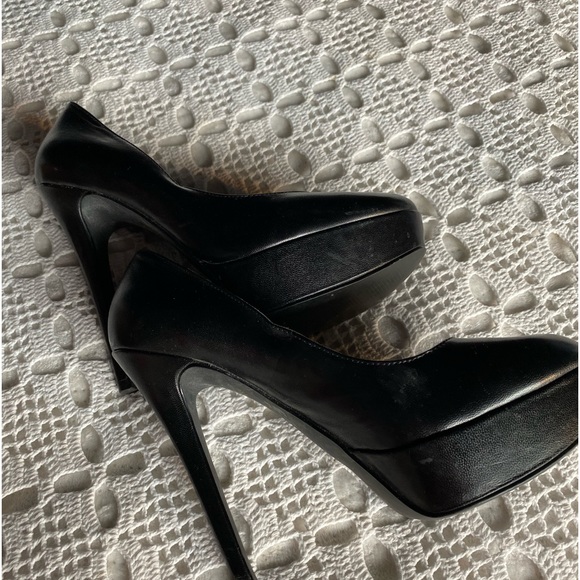 BLAKE SCOTT NELLIE BLACK ROUND TOE LEATHER PUMPS 7M - Picture 2 of 10